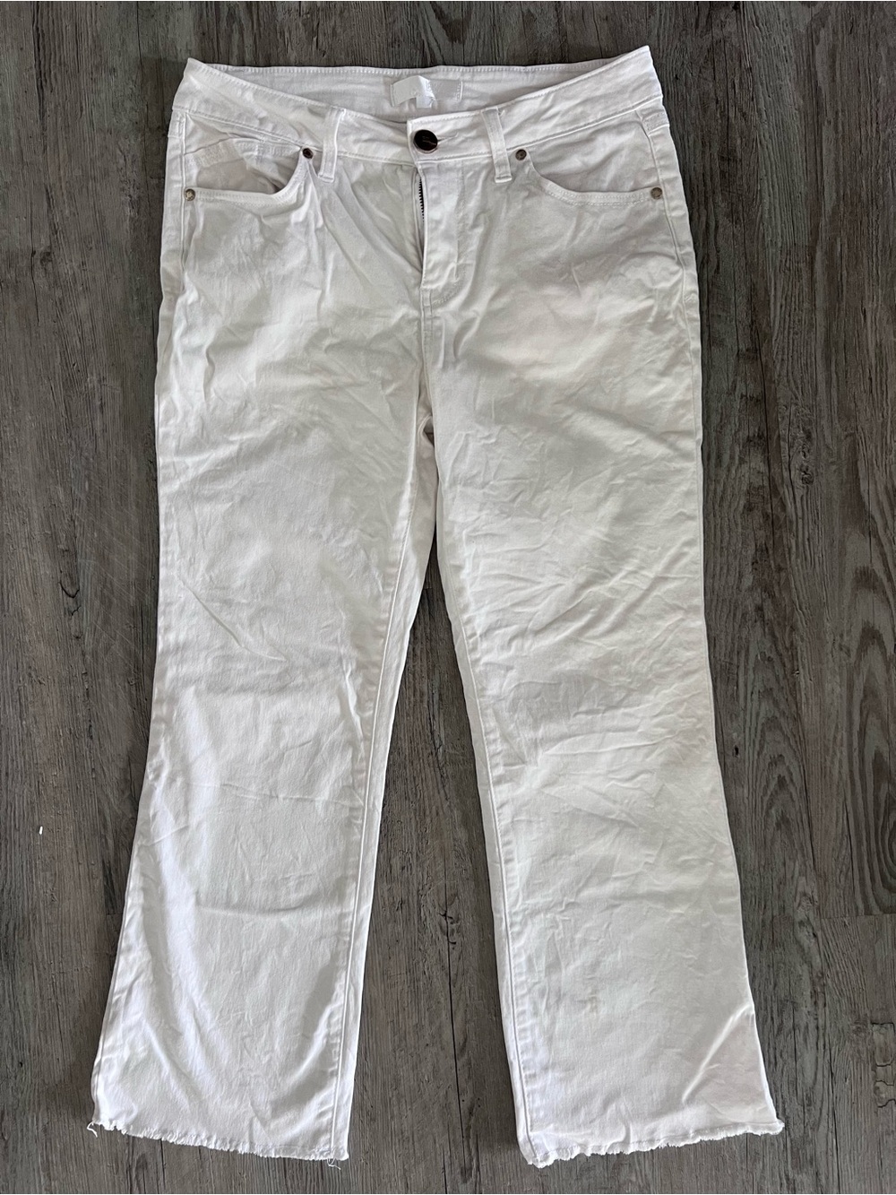 White Straight-Leg Jeans with cut off cuff